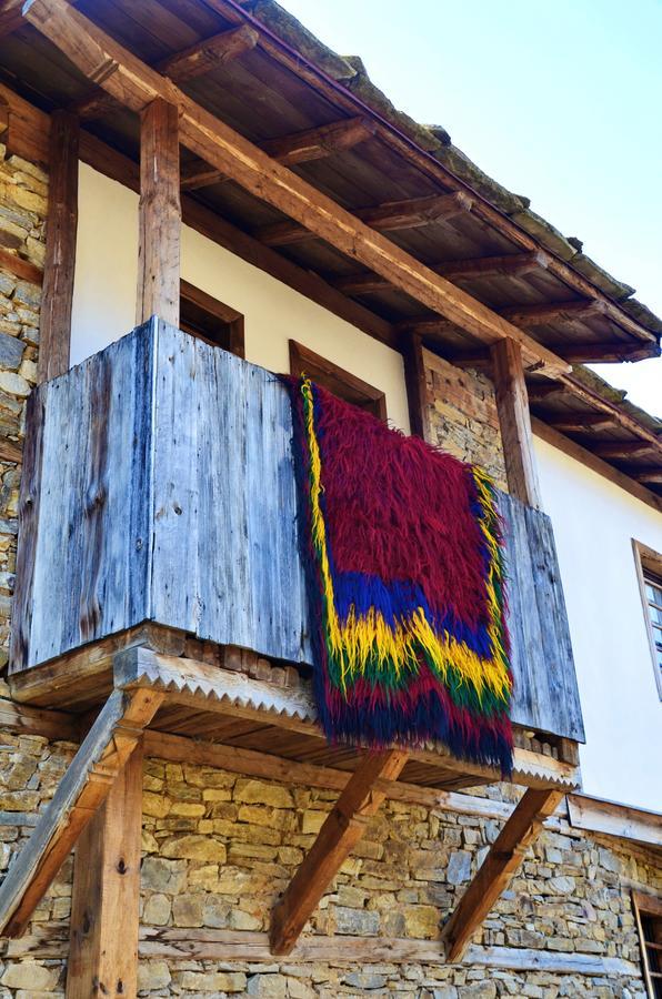 Kalinia Guesthouse B&B Kovačevica エクステリア 写真
