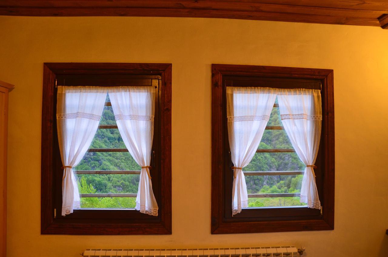 Kalinia Guesthouse B&B Kovačevica エクステリア 写真